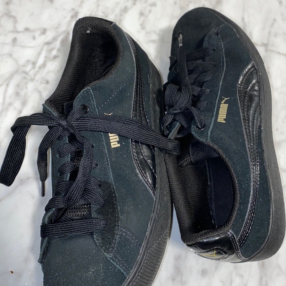 Black Puma Sneakers - Picture 3 of 4